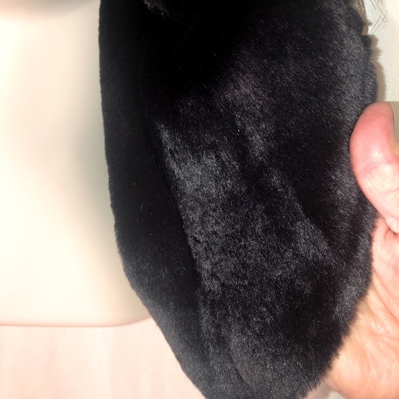 Rachel Zoe suede faux fox collar faux fur lined vest - Picture 3 of 6